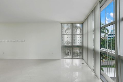 Condominio en venta en Aventura, Florida, 3 dormitorios, 167.04 m2 № 1368908 - foto 14