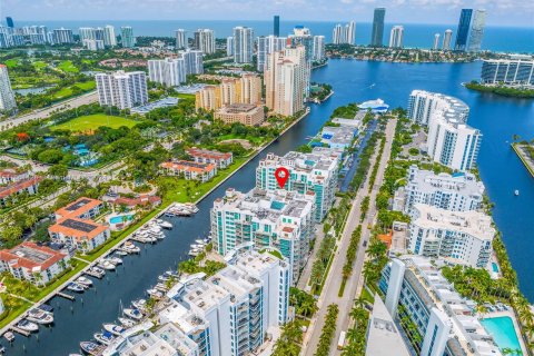 Condo in Aventura, Florida, 3 bedrooms  № 1368908 - photo 2