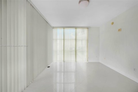 Condo in Aventura, Florida, 3 bedrooms  № 1368908 - photo 24