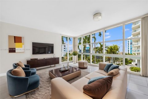 Condo in Aventura, Florida, 3 bedrooms  № 1368908 - photo 15