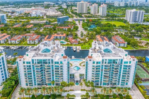 Condominio en venta en Aventura, Florida, 3 dormitorios, 167.04 m2 № 1368908 - foto 1