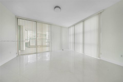 Copropriété à vendre à Aventura, Floride: 3 chambres, 167.04 m2 № 1368908 - photo 23