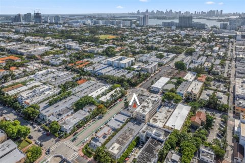 Immobilier commercial à vendre à Miami Beach, Floride № 643130 - photo 3