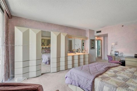 Condominio en venta en Aventura, Florida, 2 dormitorios, 167.22 m2 № 11492 - foto 15