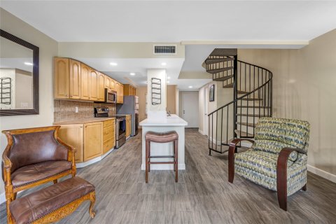 Copropriété à vendre à Fort Lauderdale, Floride: 2 chambres, 107.77 m2 № 1208050 - photo 11