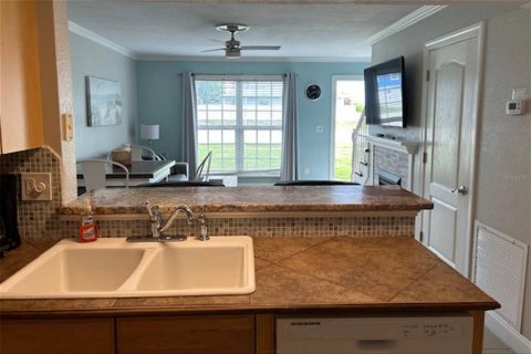 Townhouse in New Smyrna Beach, Florida 2 bedrooms, 105.91 sq.m. № 1367928 - photo 12