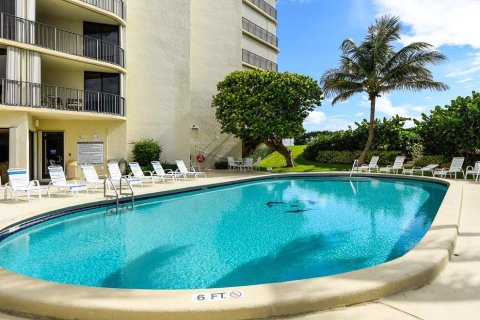 Condo in Riviera Beach, Florida, 2 bedrooms  № 1146270 - photo 5