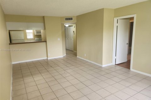 Copropriété à vendre à Coral Springs, Floride: 2 chambres, 71.35 m2 № 837260 - photo 7