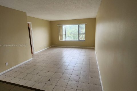 Copropriété à vendre à Coral Springs, Floride: 2 chambres, 71.35 m2 № 837260 - photo 16