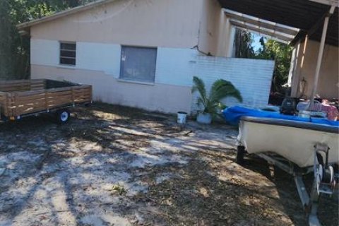 House in Tampa, Florida 2 bedrooms, 86.96 sq.m. № 1415818 - photo 1