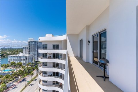 Copropriété à vendre à Miami Beach, Floride: 2 chambres, 97.36 m2 № 1305075 - photo 22