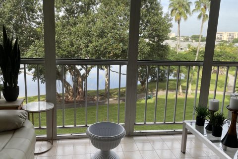 Copropriété à vendre à Delray Beach, Floride: 2 chambres, 98.48 m2 № 919645 - photo 15