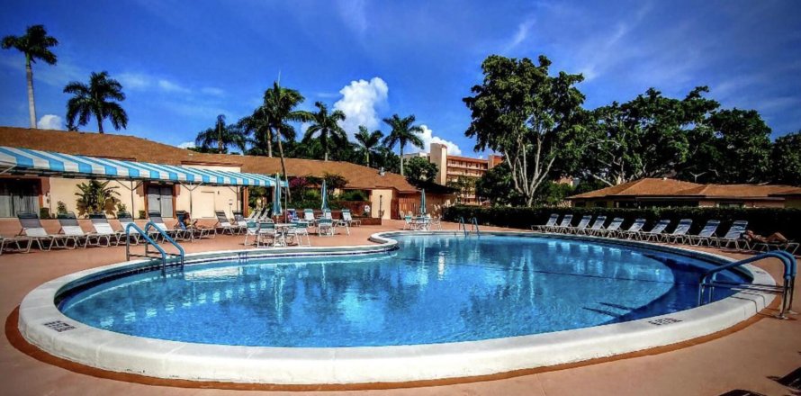 Condo in Delray Beach, Florida, 2 bedrooms  № 919645