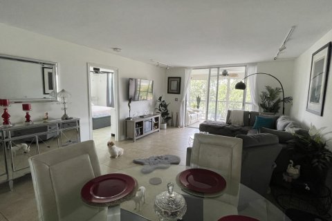 Copropriété à vendre à Delray Beach, Floride: 2 chambres, 98.48 m2 № 919645 - photo 2