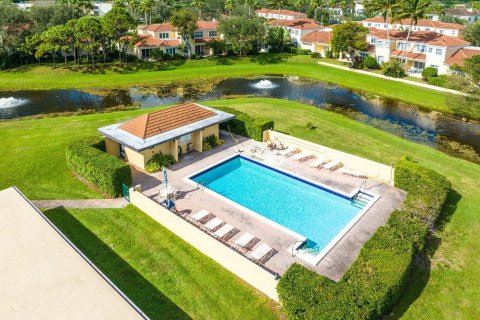 Copropriété à vendre à Palm Beach Gardens, Floride: 2 chambres, 121.24 m2 № 868760 - photo 2
