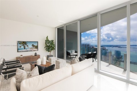 Condominio en venta en Miami, Florida, 3 dormitorios, 210.7 m2 № 1417155 - foto 4