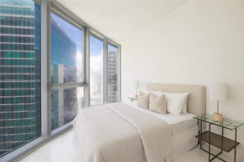 Condominio en venta en Miami, Florida, 3 dormitorios, 210.7 m2 № 1417155 - foto 16