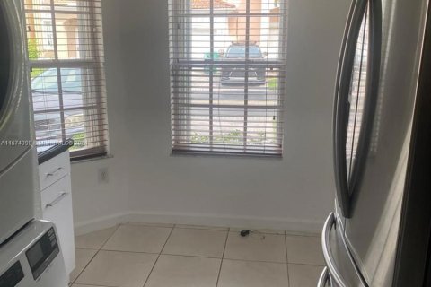 Casa en venta en Miami, Florida, 3 dormitorios, 114.64 m2 № 1398247 - foto 11