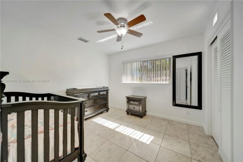 House in Fort Lauderdale, Florida 3 bedrooms, 144.93 sq.m. № 1321137 - photo 18