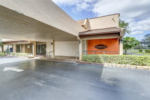 Condominio en venta en Tamarac, Florida, 2 dormitorios, 94.11 m2 № 1017054 - foto 14