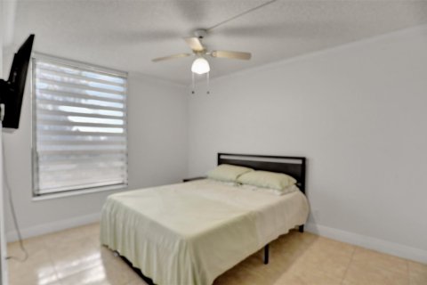 Condominio en venta en Tamarac, Florida, 2 dormitorios, 94.11 m2 № 1017054 - foto 26