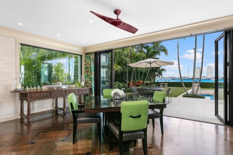 Villa ou maison à vendre à Palm Beach, Floride: 5 chambres, 589.65 m2 № 329064 - photo 24