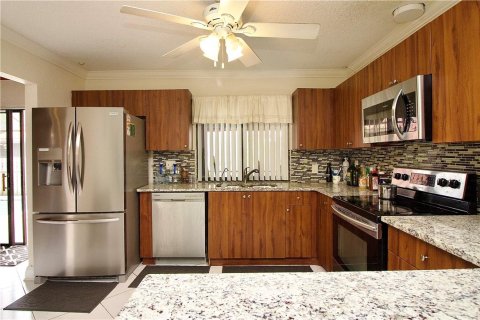 Villa ou maison à vendre à Lauderhill, Floride: 3 chambres, 187.76 m2 № 1141134 - photo 30