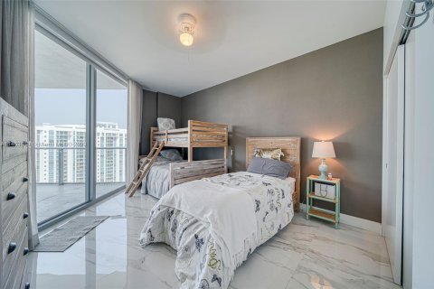 Condominio en venta en North Miami Beach, Florida, 2 dormitorios, 135.54 m2 № 751988 - foto 28
