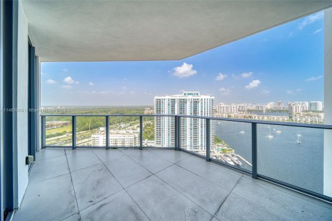 Copropriété à vendre à North Miami Beach, Floride: 2 chambres, 135.54 m2 № 751988 - photo 17