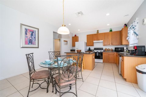 Casa en venta en Davenport, Florida, 5 dormitorios, 263.38 m2 № 1312833 - foto 5