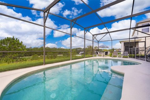 Villa ou maison à vendre à Davenport, Floride: 5 chambres, 263.38 m2 № 1312833 - photo 4