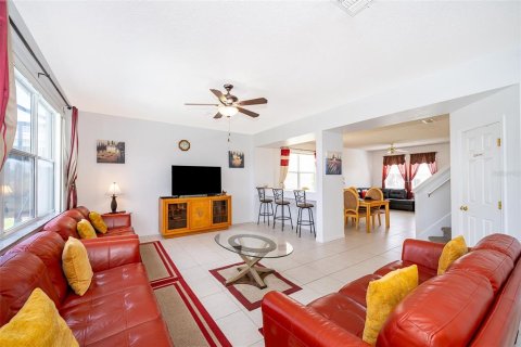 Casa en venta en Davenport, Florida, 5 dormitorios, 263.38 m2 № 1312833 - foto 2