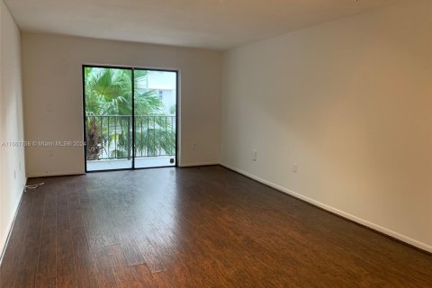 Condominio en alquiler en Miami Beach, Florida, 2 dormitorios, 79.9 m2 № 1369158 - foto 4