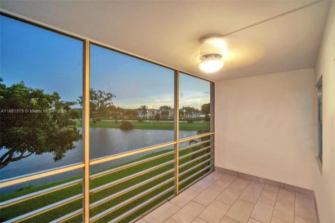 Copropriété à vendre à Boca Raton, Floride: 2 chambres, 83.24 m2 № 1374208 - photo 25