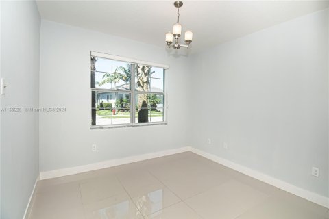 Villa ou maison à louer à Delray Beach, Floride: 5 chambres, 240.06 m2 № 1119194 - photo 6