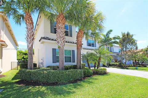 Villa ou maison à louer à Delray Beach, Floride: 5 chambres, 240.06 m2 № 1119194 - photo 3