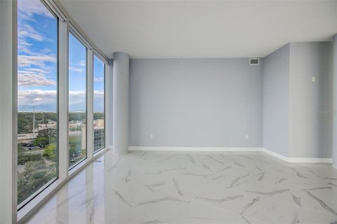 Condominio en venta en Tampa, Florida, 3 dormitorios, 285.95 m2 № 796038 - foto 23