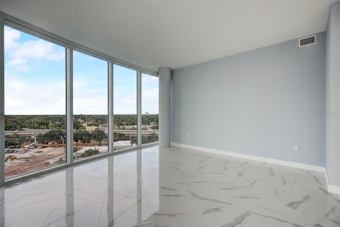 Condominio en venta en Tampa, Florida, 3 dormitorios, 285.95 m2 № 796038 - foto 22
