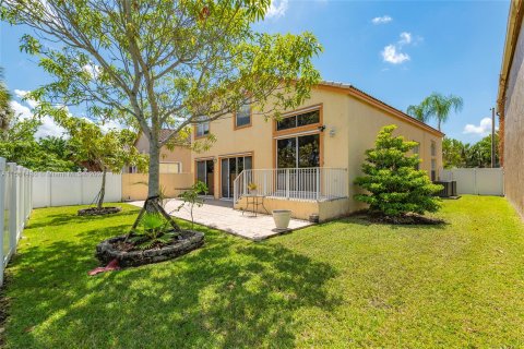 Casa en venta en Pembroke Pines, Florida, 4 dormitorios, 254.55 m2 № 1160077 - foto 30