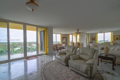 Copropriété à vendre à Key Biscayne, Floride: 2 chambres, 274.06 m2 № 954048 - photo 4