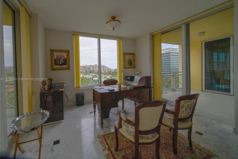 Copropriété à vendre à Key Biscayne, Floride: 2 chambres, 274.06 m2 № 954048 - photo 5