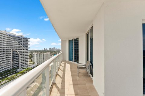 Condo in Fort Lauderdale, Florida, 1 bedroom  № 1374960 - photo 29