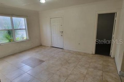 House in Orlando, Florida 3 bedrooms, 89.09 sq.m. № 1367813 - photo 7