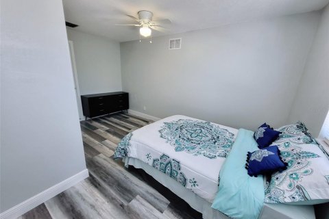 Villa ou maison à louer à Seminole, Floride: 1 chambre, 60.39 m2 № 1363181 - photo 24