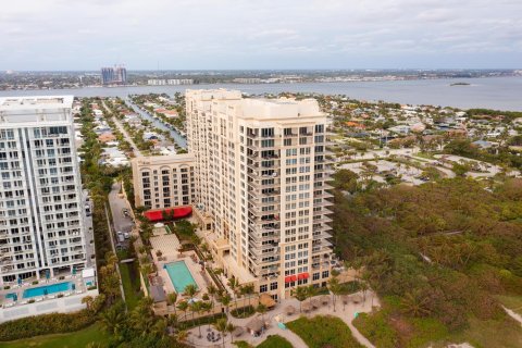 Condominio en venta en Riviera Beach, Florida, 1 dormitorio, 71.91 m2 № 945500 - foto 9