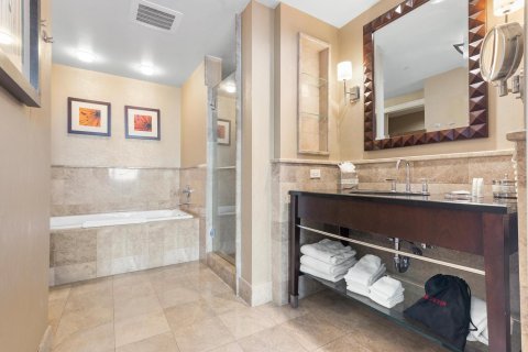 Condominio en venta en Riviera Beach, Florida, 1 dormitorio, 71.91 m2 № 945500 - foto 20