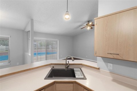 Casa en venta en Kissimmee, Florida, 3 dormitorios, 151.99 m2 № 1368380 - foto 7