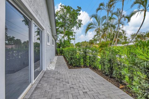 Casa en venta en Deerfield Beach, Florida, 5 dormitorios, 306.58 m2 № 1179610 - foto 21