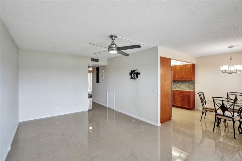 Condo in Boca Raton, Florida, 2 bedrooms  № 1229152 - photo 21