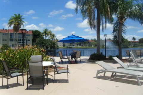 Condo in Sunrise, Florida, 2 bedrooms  № 1222465 - photo 9